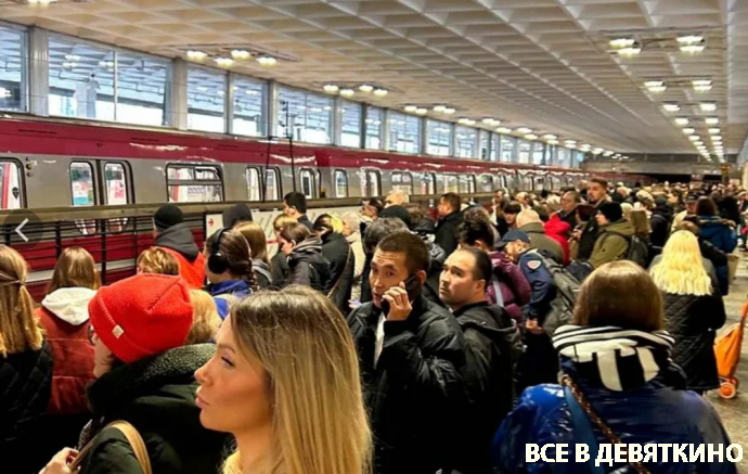 Станция метро &laquo;Девяткино&raquo; на пределе: почему очереди не уменьшаются (2026)